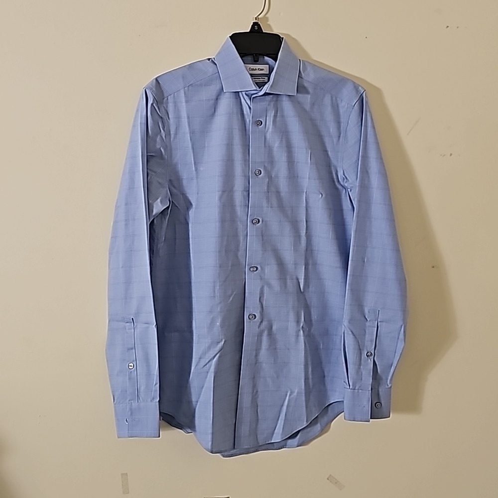 Calvin Klein  Infinite Wrinkle Free Men's  Shirt Size S 141/2 32/33